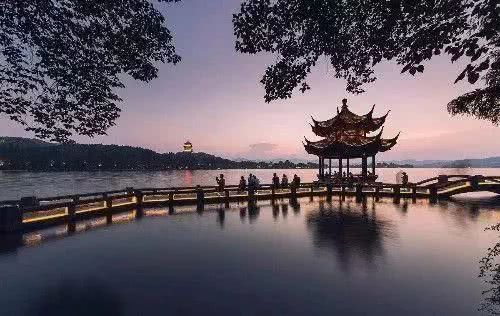 A scenic view of Hangzhou Wuguidong Yizhi