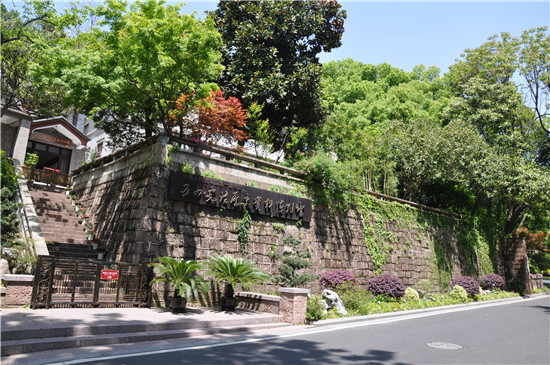 A scenic view of Hangzhou Wusi Xianfa Qicaodi Jiuzhi