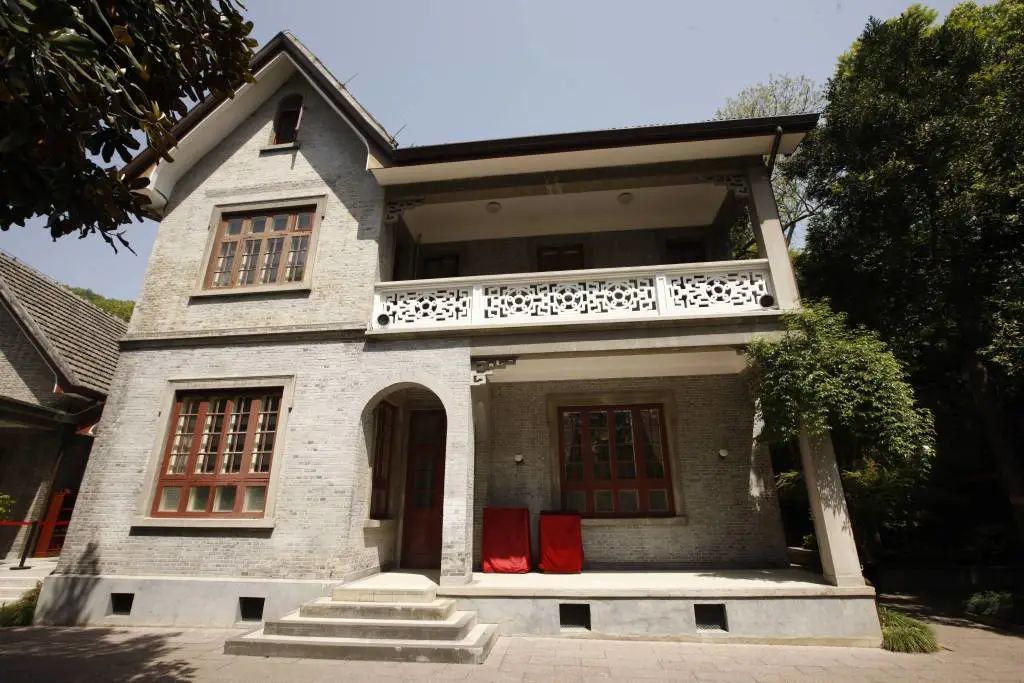 A scenic view of Hangzhou Wusi Xianfa Qicaodi Jiuzhi