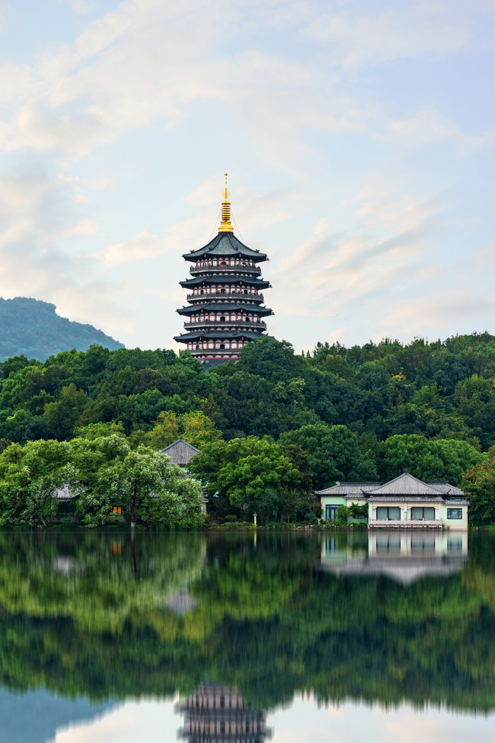 A scenic view of Hangzhou Xihu Shijing