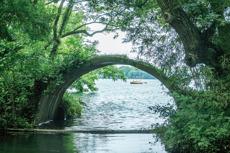 A scenic view of Hangzhou Xishanqiao