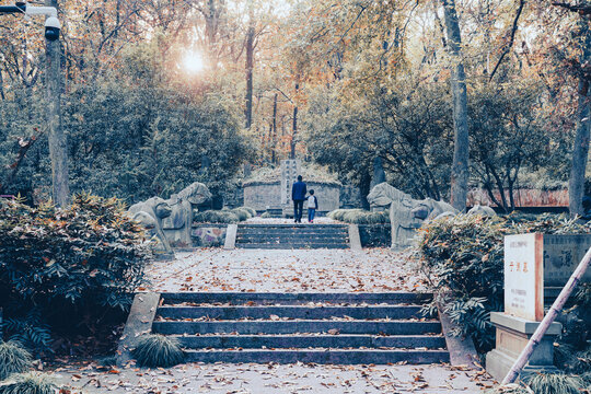 A scenic view of Hangzhou Yuqianmu