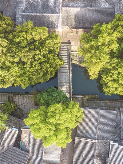 A scenic view of Hangzhou Zhongyiqiao