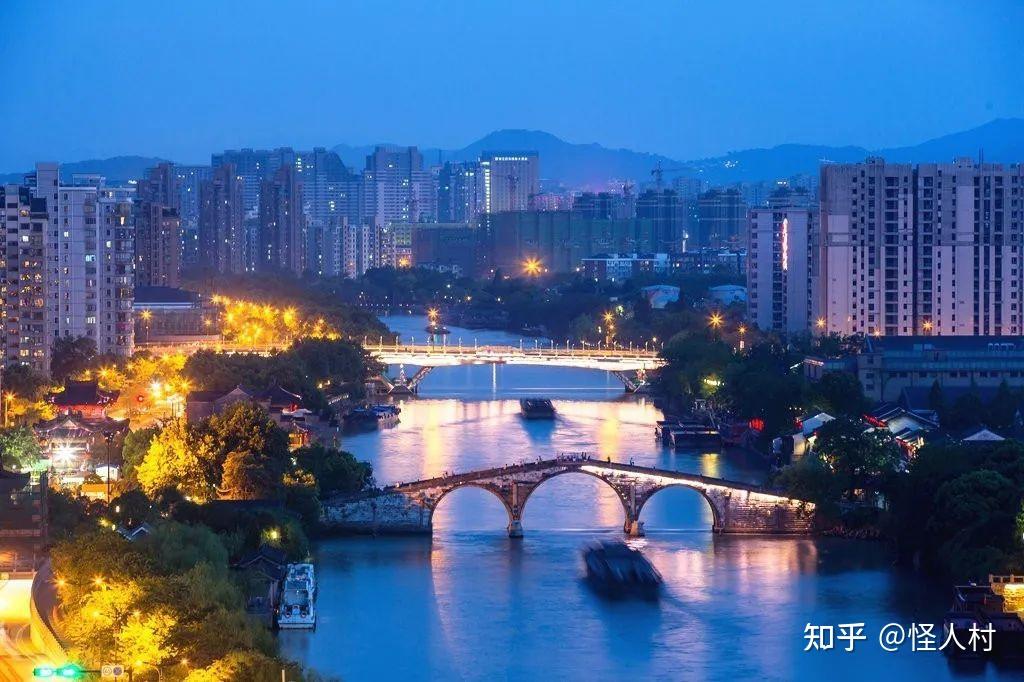 A scenic view of Hangzhou Zhongyiqiao