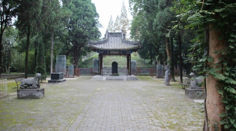 Discover the Legacy of Hanzhong: A Journey to Cai Lun Tomb and Shrine