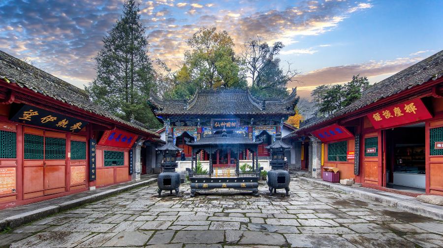 A scenic view of Hanzhong Mianxian Wuhou Shrine