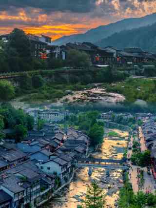 A scenic view of Hanzhong Qingmuchuan Wei Family Manor