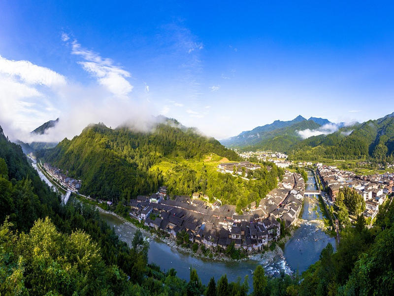 A scenic view of Hanzhong Qingmuchuan Wei Family Manor