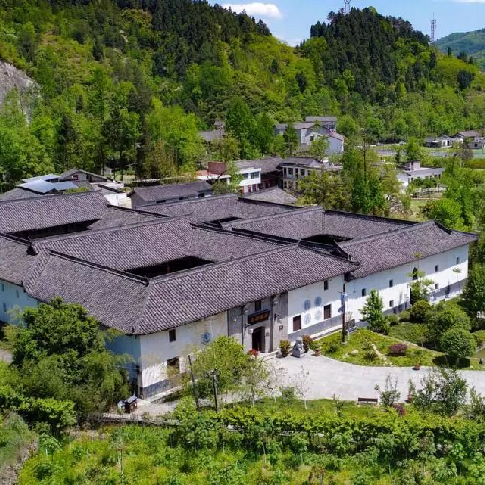 A scenic view of Hanzhong Qingmuchuan Wei Family Manor