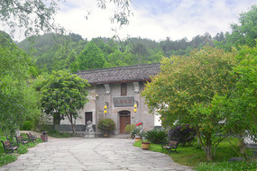 A scenic view of Hanzhong Qingmuchuan Wei Family Manor