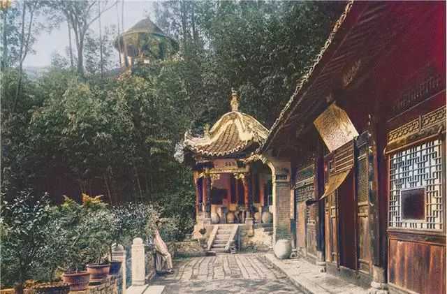 A scenic view of Hanzhong Zhang Liang Temple