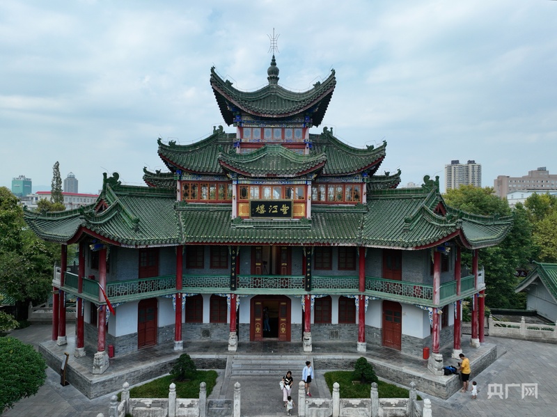 A scenic view of Hanzhong Zhiguo Temple