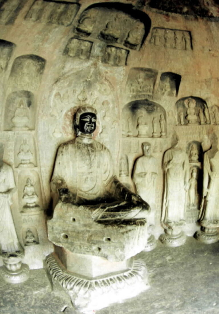 Experience the Serenity of Hebi Dapishanmoyadafojishike: A Journey Through Nature