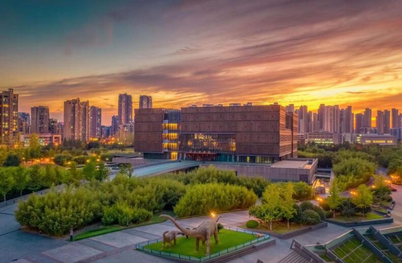 A scenic view of Hefei Anhuisheng Bowuguan Dalou