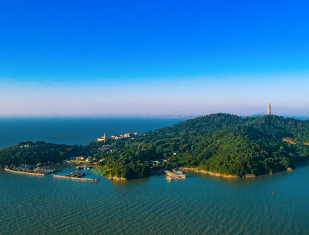 A scenic view of Hefei Laoshan Ta
