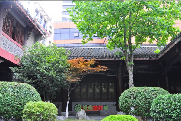 A scenic view of Hefei Lishi Jiazu Jiuzhai