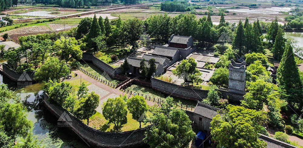 A scenic view of Hefei Liumingchuan Jiuju