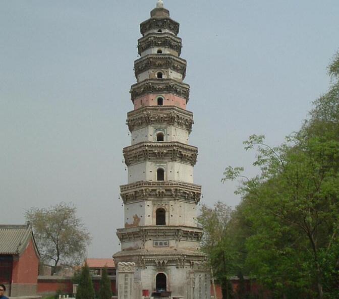 A scenic view of Hengshui Baoyun Pagoda