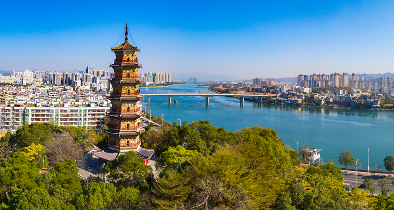 A scenic view of Heyuan Guifengta