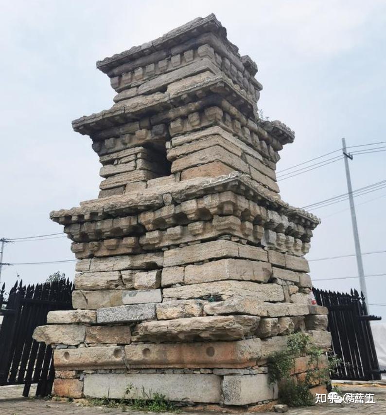 A scenic view of Heze Wohua Ta