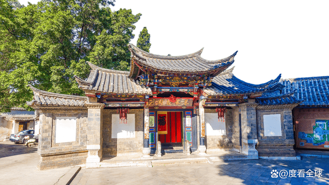 A scenic view of Honghe Chaoyanglou