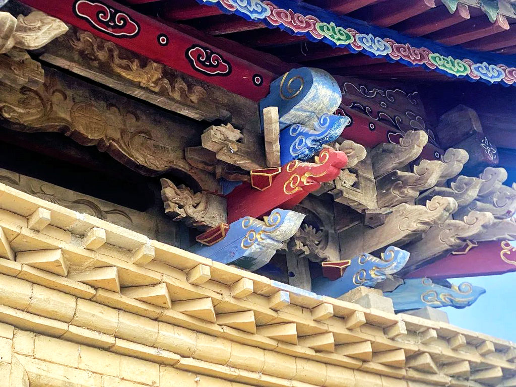 A scenic view of Honghe Huilan Qiaoge