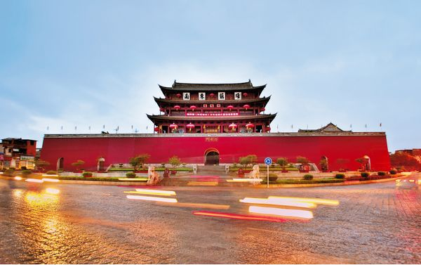 A scenic view of Honghe Jianshui Tuzhumiao
