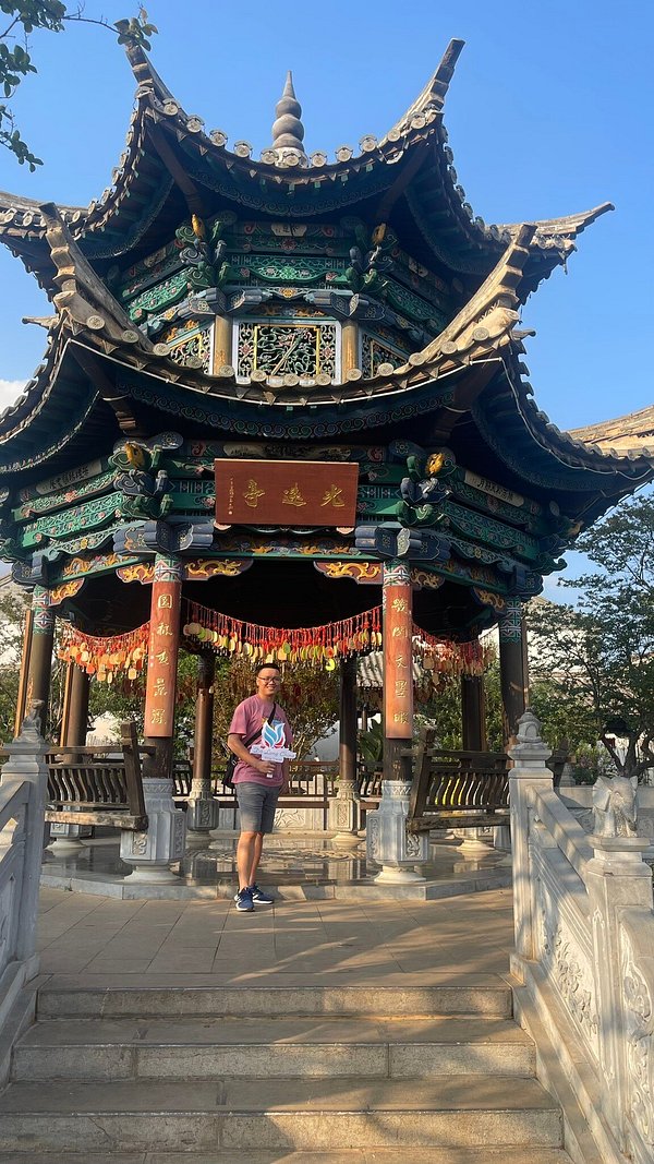 A scenic view of Honghe Jianshui Tuzhumiao