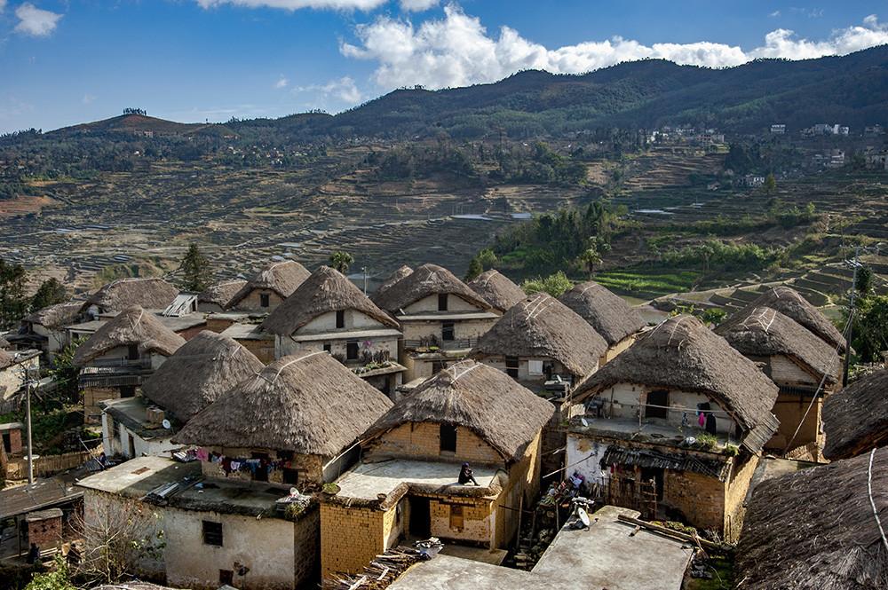 A scenic view of Honghe Qihelou