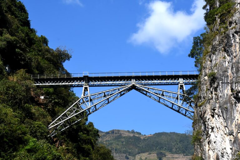 A Journey Through Nature: Discovering Honghe Wujiazhai Tieluqiao