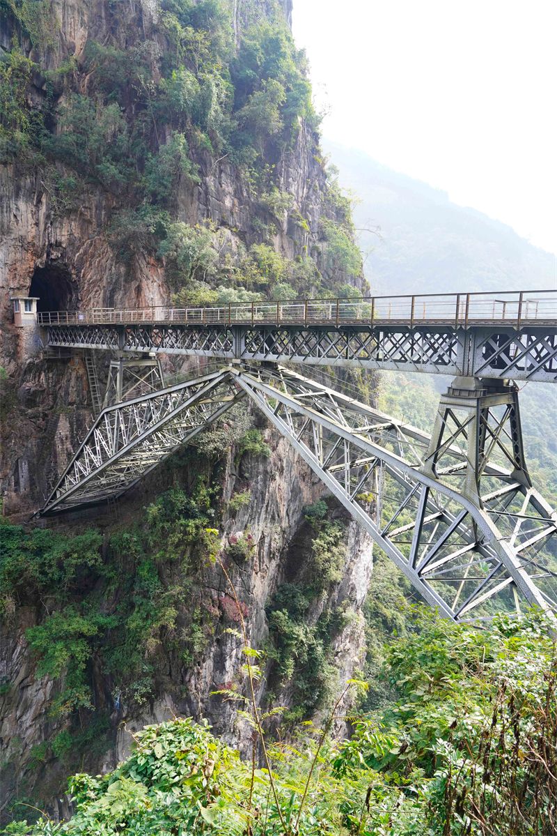 A scenic view of Honghe Wujiazhai Tieluqiao