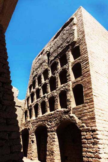 A scenic view of Hotan Kaladun Yizhi