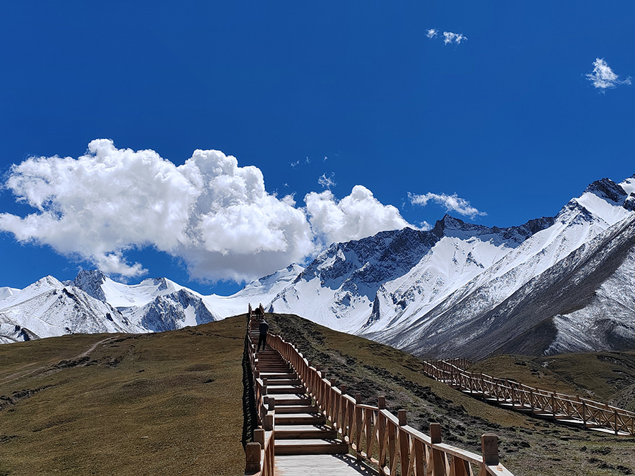 A scenic view of Hotan Tuerdi Aji Zhuangyuan