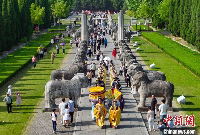 A scenic view of Huaian Mingzuling
