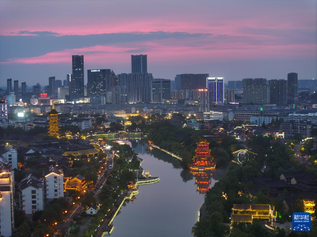 A scenic view of Huaian Yueta