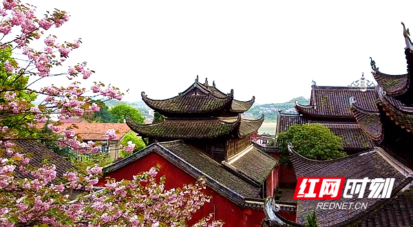 A scenic view of Huaihua Longxingsi