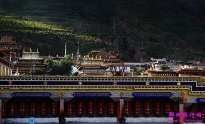 A scenic view of Huangnan Baoan Gutuntian Zhaibao Gujianzhuqun