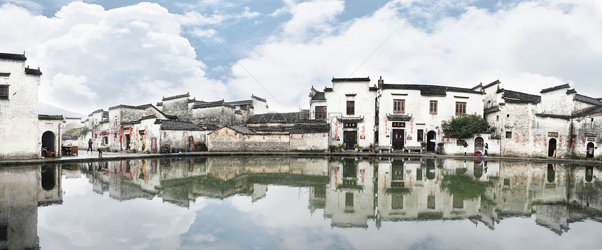 A scenic view of Huangshan Hongcun Gu Jianzhuqun