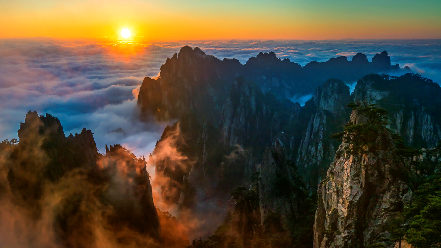 A scenic view of Huangshan Huangcun Jinshidi