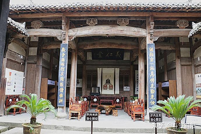 A scenic view of Huangshan Qiankou Minzhai