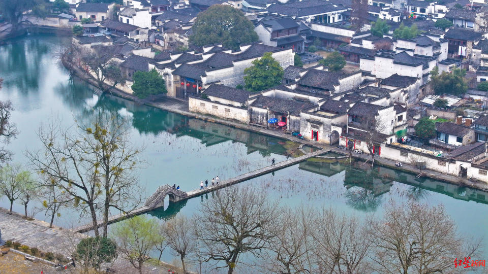 A scenic view of Huangshan Shexian Taipingqiao