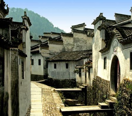 A scenic view of Huangshan Xidi Cun Gu Jianzhuqun