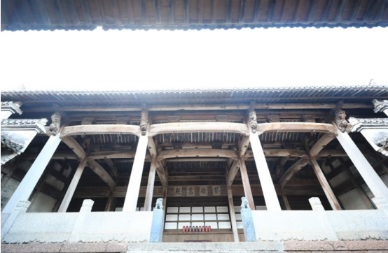 A scenic view of Huangshan Xingcun Chengshi Zongci