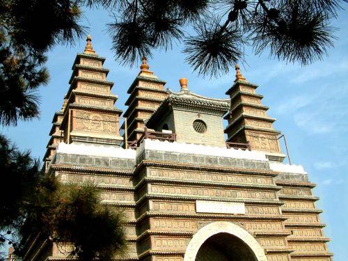 A scenic view of Huhehaote Jingangzuoshelibaota