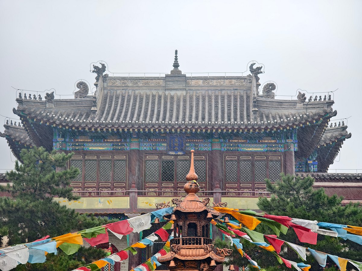 A scenic view of Huhehaote Wusutuzhao