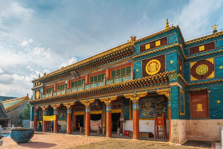 A scenic view of Huhehaote Xilituzhaojiamiao