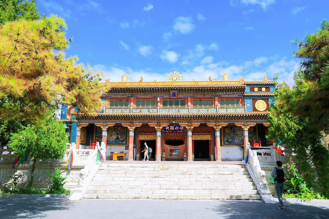 A scenic view of Huhehaote Xilituzhaojiamiao
