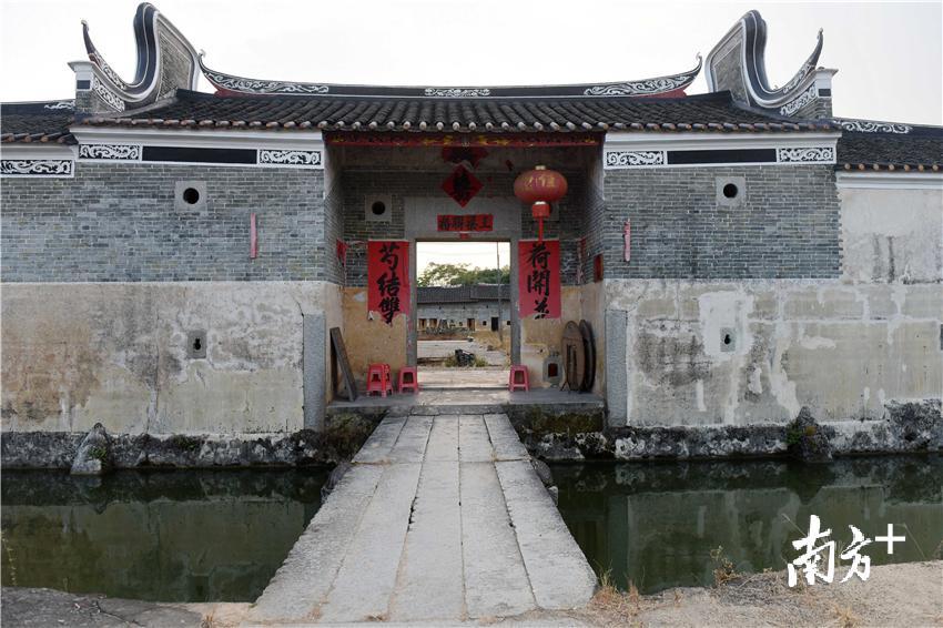 A scenic view of Huizhou Longmen Hehuwei