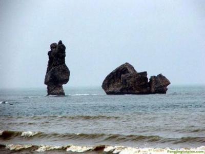 A scenic view of Huludao Jiangnvshi Yizhi
