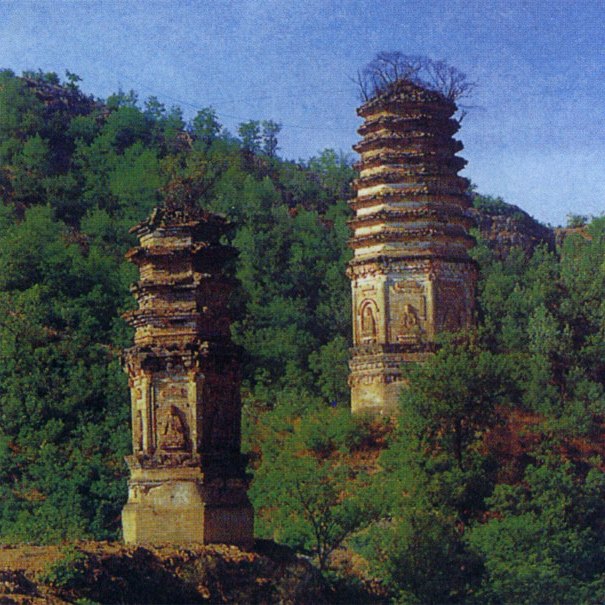 A scenic view of Huludao Miaofengsi Shuangta